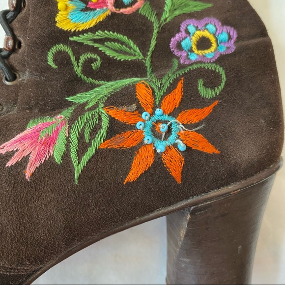 Vintage 70s Jerry Edouard Embroidered Knee High Lace Up Boots, 7B - Picture 13 of 16